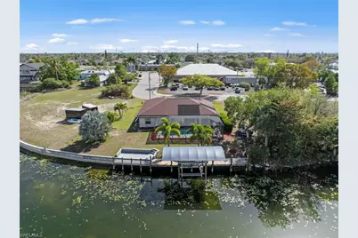 126 SE 15th Pl, Cape Coral, FL 33990 - Photo 36