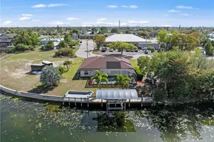 126 SE 15th Pl, Cape Coral, FL 33990 - Photo 36