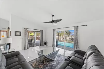 126 SE 15th Pl, Cape Coral, FL 33990 - Photo 32