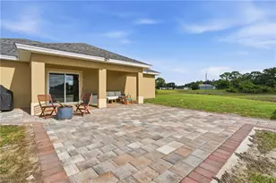 7075 Tide Cir, Labelle, FL 33935 - Photo 16