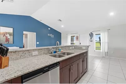 7075 Tide Cir, Labelle, FL 33935 - Photo 6