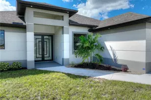 1019 Cedartree Ave, Lehigh Acres, FL 33971 - Photo 2