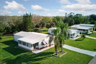 26260 Squire Ln, Bonita Springs, FL 34135 - Photo 34