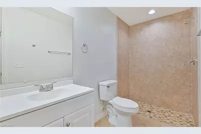 613 SE 14th St, Cape Coral, FL 33990 - Photo 14