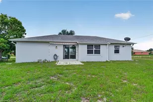 827 SW 29th Terrace, Cape Coral, FL 33914 - Photo 22