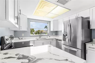 1435 SE 14th St, Cape Coral, FL 33990 - Photo 8