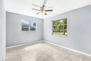 1435 SE 14th St, Cape Coral, FL 33990 - Photo 14