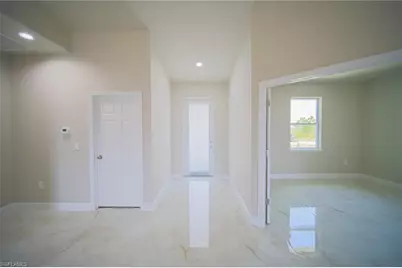 657 Crabtree Ct, Lehigh Acres, FL 33974 - Photo 2