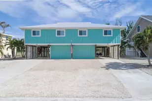 21671 Indian Bayou Dr, Fort Myers Beach, FL 33931 - Photo 8