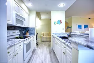 10350 Washingtonia Palm Way, Fort Myers, FL 33966 - Photo 10
