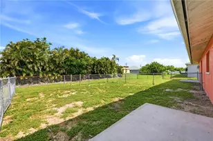 4346 Santa Barbara Blvd, Cape Coral, FL 33914 - Photo 28
