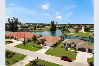 1803 NE 2nd St, Cape Coral, FL 33909 - Photo 2
