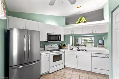 12081 Summergate Cir #203, Fort Myers, FL 33913 - Photo 6