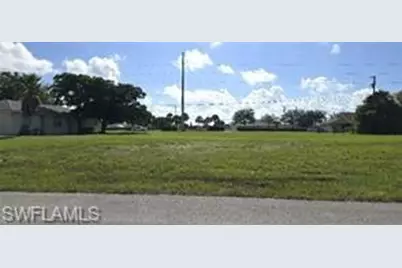 1937 SW Santa Barbara Pl, Cape Coral, FL 33991 - Photo 2
