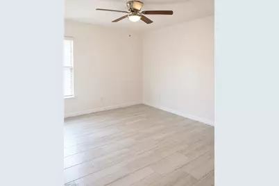 517 NE 24th Pl, Cape Coral, FL 33909 - Photo 14