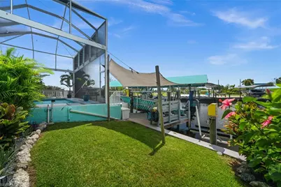 2808 Sanibel Blvd, Saint James City, FL 33956 - Photo 38
