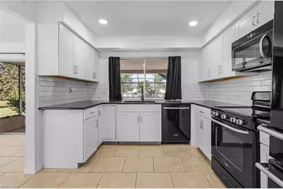 311 SW 48th Ter, Cape Coral, FL 33914 - Photo 10