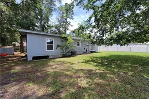2524 NE 5th Pl, Gainesville, FL 32641 - Photo 18