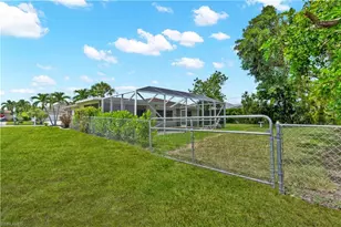 1121 SE 36th St, Cape Coral, FL 33904 - Photo 10