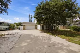 7418 16th Ave NW, Bradenton, FL 34209 - Photo 6