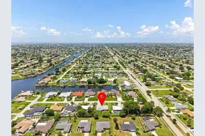 911 SE 16th Ter, Cape Coral, FL 33990 - Photo 40