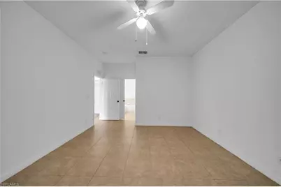 21 Kismet Pkwy E, Cape Coral, FL 33909 - Photo 16