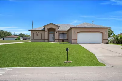 21 Kismet Pkwy E, Cape Coral, FL 33909 - Photo 1