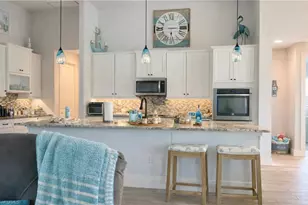 2801 SW 33rd Terrace, Cape Coral, FL 33914 - Photo 8