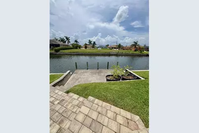3829 SW 17th Pl, Cape Coral, FL 33914 - Photo 2