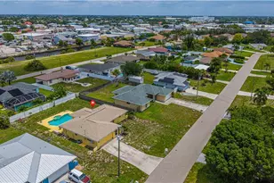 1112 SE 13th Pl, Cape Coral, FL 33990 - Photo 30