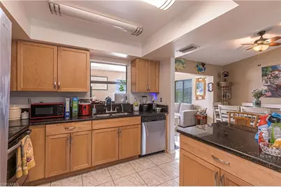 1112 SE 13th Pl, Cape Coral, FL 33990 - Photo 10