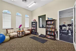 2406 Laurentina Ln, Cape Coral, FL 33909 - Photo 16