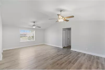 1505 NE 6th Pl, Cape Coral, FL 33909 - Photo 8