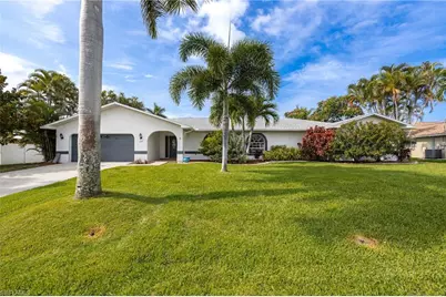 2312 SW 50th St, Cape Coral, FL 33914 - Photo 2