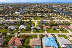2312 SW 50th St, Cape Coral, FL 33914 - Photo 6