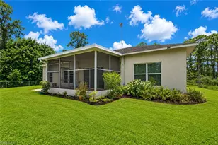818 Desoto Ave S, Lehigh Acres, FL 33972 - Photo 18