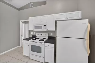 818 Desoto Ave S, Lehigh Acres, FL 33972 - Photo 14