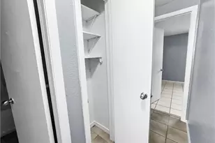 6617 Warwick Cir, Fort Myers, FL 33919 - Photo 22