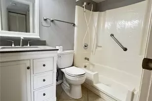 9301 Central Park Dr, Fort Myers, FL 33919 - Photo 14
