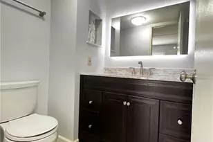 9301 Central Park Dr, Fort Myers, FL 33919 - Photo 10
