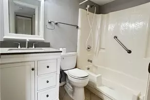 9301 Central Park Dr, Fort Myers, FL 33919 - Photo 12