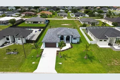 111 NW 6th St, Cape Coral, FL 33993 - Photo 4