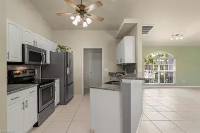 3920 SE 2nd Pl, Cape Coral, FL 33904 - Photo 14