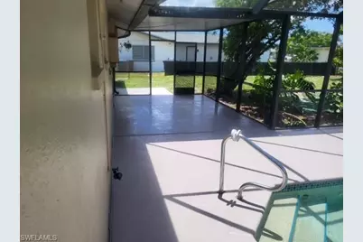 312 NE 11th Pl, Cape Coral, FL 33909 - Photo 12