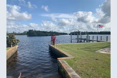 4919 E Riverside Dr, Fort Myers, FL 33905 - Photo 2