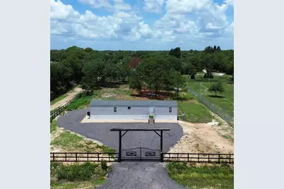 170 S Jinete St, Clewiston, FL 33440 - Photo 2