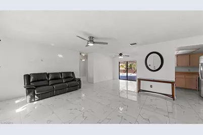 1717 SE 11th Ter, Cape Coral, FL 33990 - Photo 4
