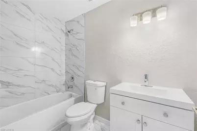 126 NE 9th St, Cape Coral, FL 33909 - Photo 14