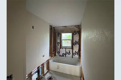 1683 Atlanta Plaza Dr, Sanibel, FL 33957 - Photo 12