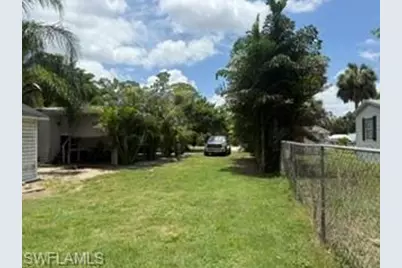 8189 Nault Rd, North Fort Myers, FL 33917 - Photo 22